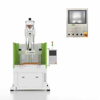 Funzionamento del computer verticale della piccola macchina per lo stampaggio ad iniezione di precisione tutto elettrico